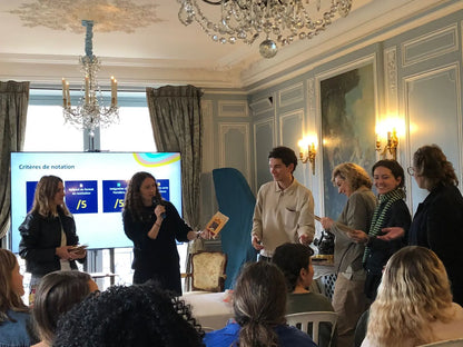 Conférence sur les vertus de l'antidote DATUS et la nutrition à base de noyaux de dattes.