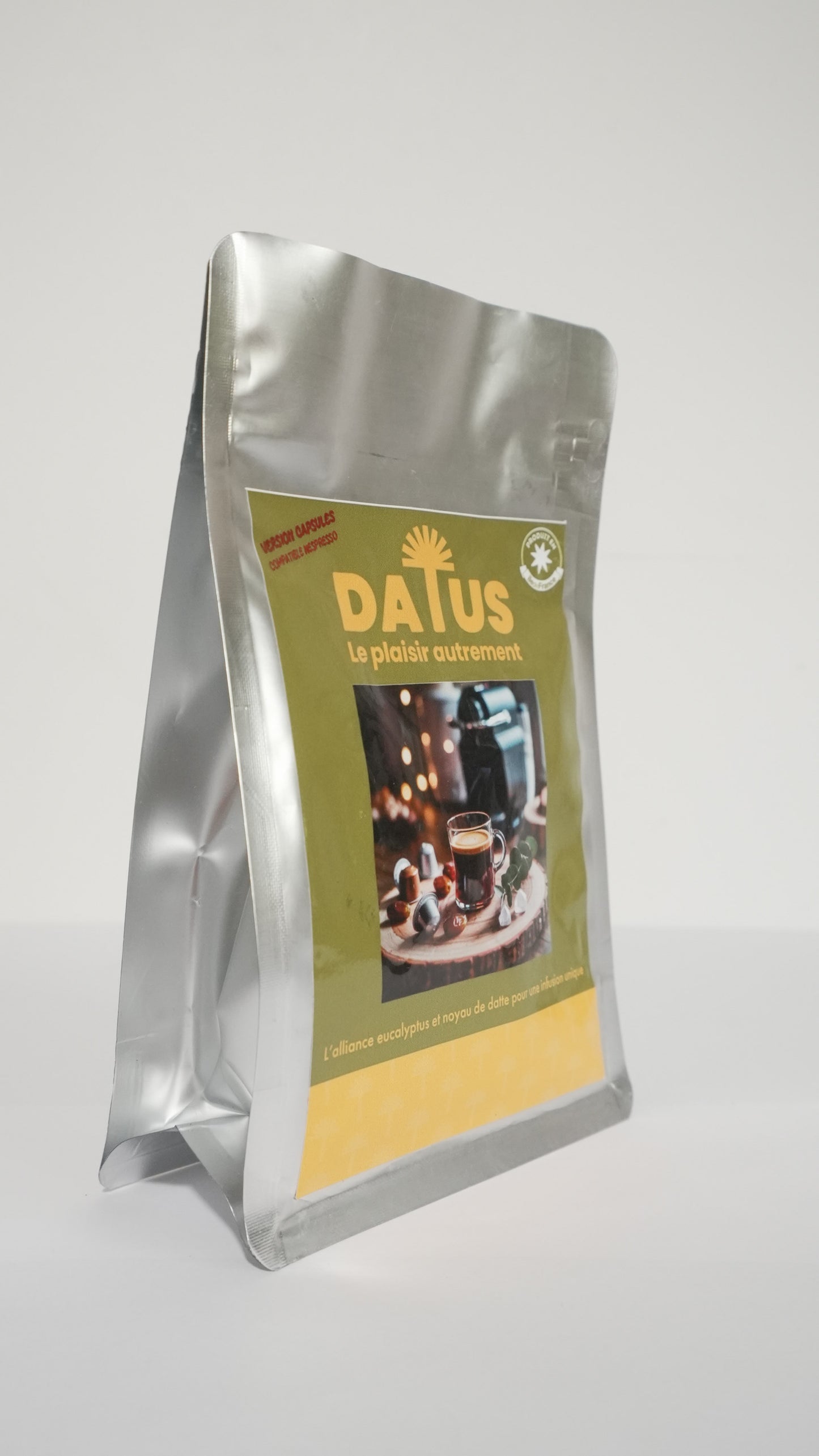 Côté droit du pack de capsules DATUS Eucalyptus. Capsules biodégradables (Home Compost), soulage la gorge et les symptômes d'allergies et de pollen.